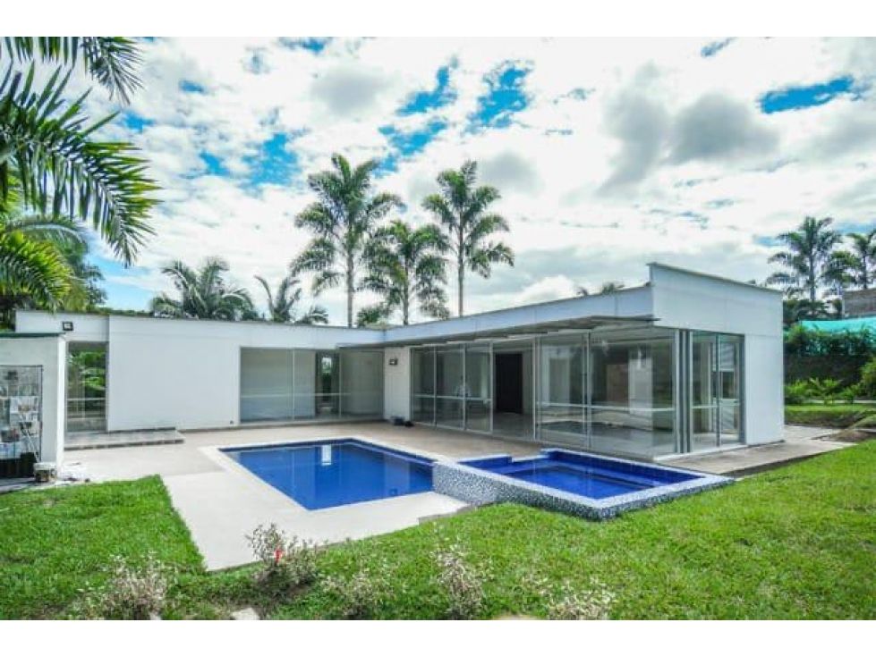 Casa Campestre en arriendo o venta Risaralda Pereira Pereira 277 m2 Habitaciones 3 Baños 4 Garajes 2 Precio venta $1500000000 Precio arriendo $8200000