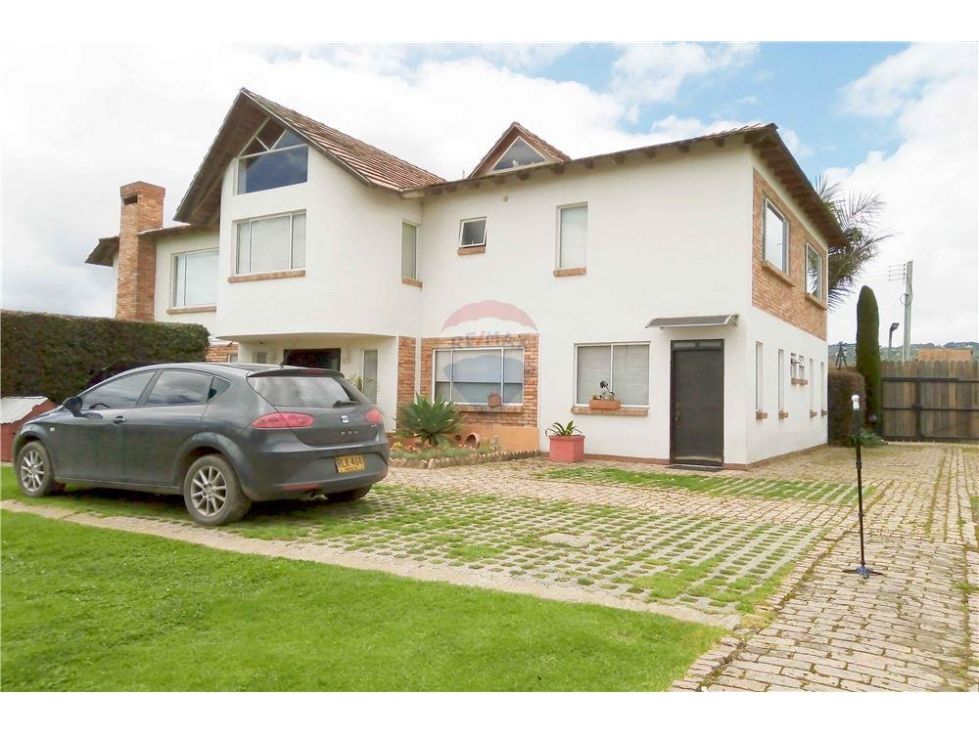 Casa en venta Cundinamarca Chía Cr Camino De La Floresta Ii 282 m2 Habitaciones 5 Baños 5 Garajes 4 Precio $2150000000