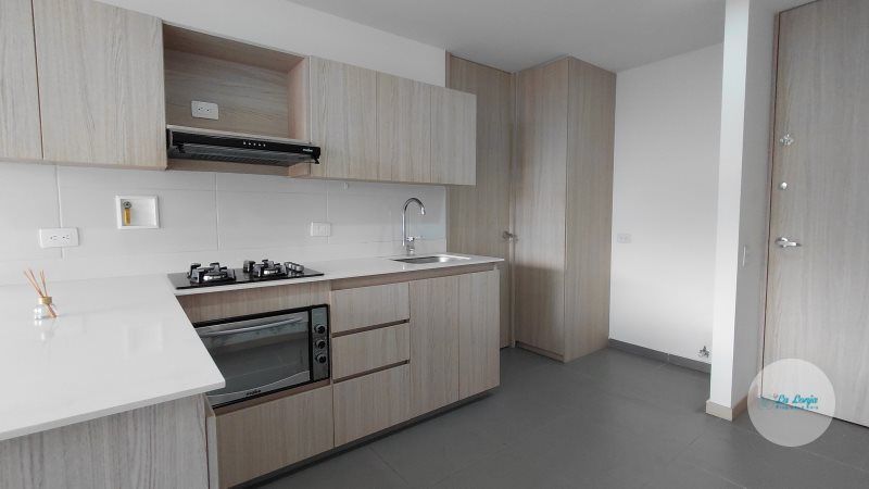 Apartamento en arriendo Antioquia Envigado Zúñiga 68 m2 Habitaciones 2 Baños 2 Garajes 2 Precio $4000000