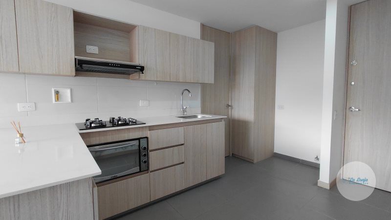 Apartamento en arriendo Antioquia Envigado Zúñiga 68 m2 Habitaciones 2 Baños 2 Garajes 2 Precio $4000000