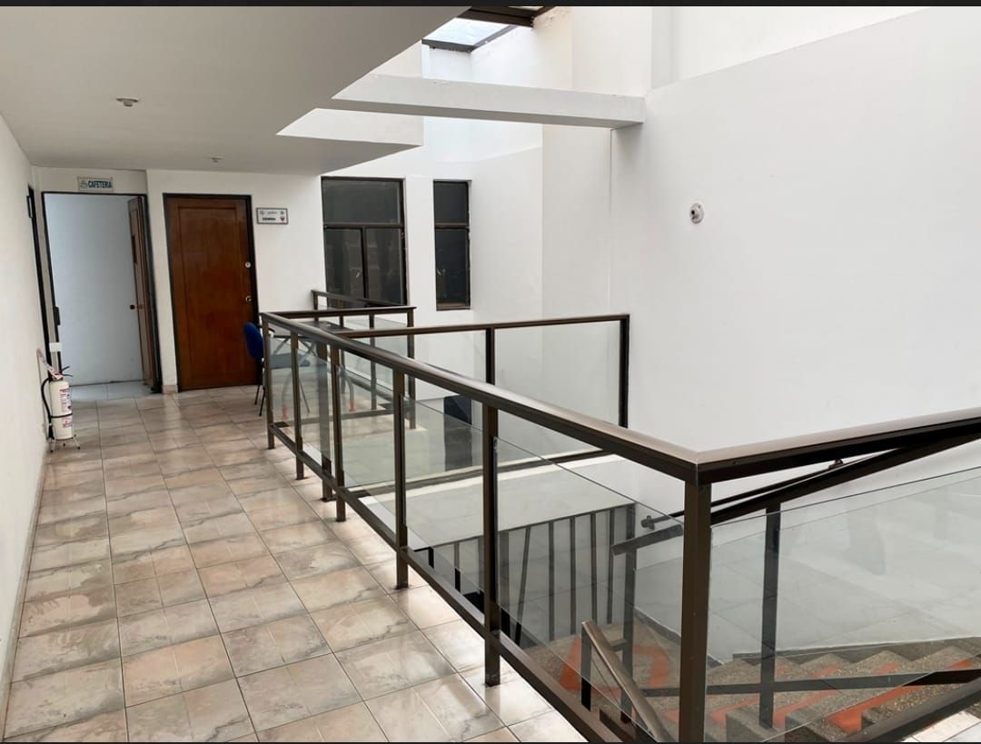 Edificio en arriendo Cundinamarca Bogotá La Esmeralda 680 m2 Habitaciones 24 Baños 20 Garajes 0 Precio $20000000