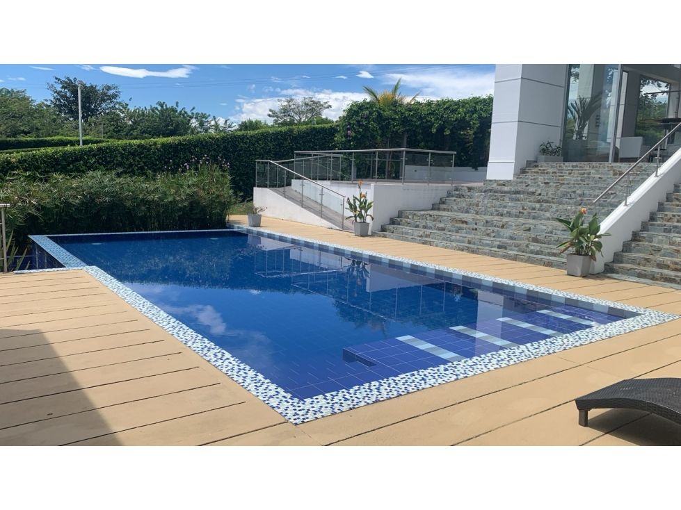 Casa Campestre en venta Risaralda Pereira Pereira 675 m2 Habitaciones 6 Baños 7 Garajes 15 Precio $3700000000