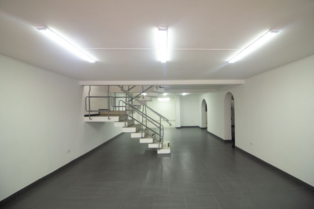 Casa en arriendo Cundinamarca Bogotá Las Américas 400 m2 Habitaciones 6 Baños 4 Garajes 1 Precio $7900000