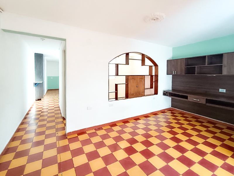 Apartamento en venta Antioquia Medellín San Javier No1 77 m2 Habitaciones 3 Baños 1 Garajes 0 Precio $330000000