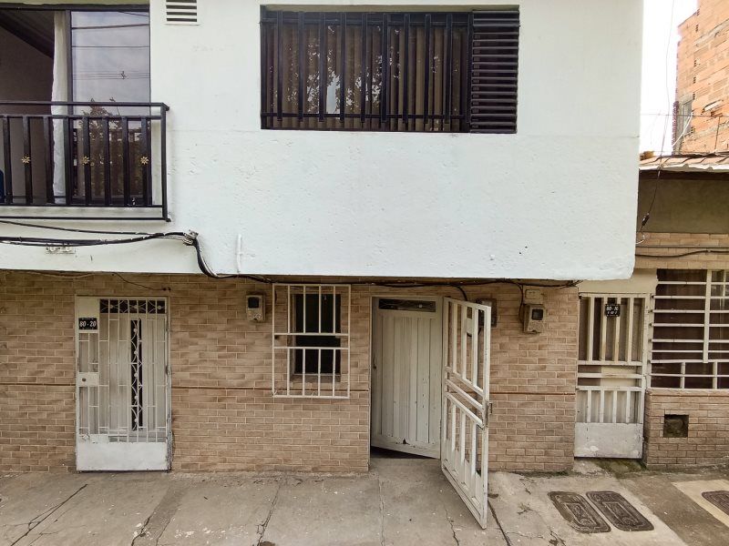 Local en arriendo Antioquia Medellín Cementerio Universal 192 m2 Habitaciones 0 Baños 1 Garajes 0 Precio $4200000