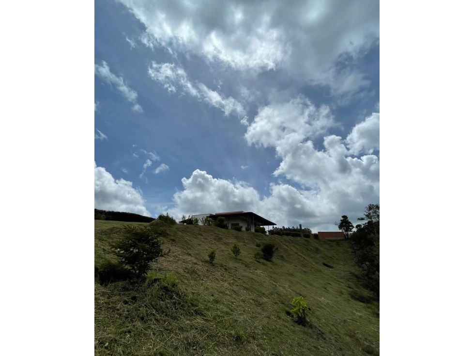 Finca en venta Antioquia San Vicente San Vicente 100 m2 Habitaciones 3 Baños 2 Garajes 0 Precio $650000000