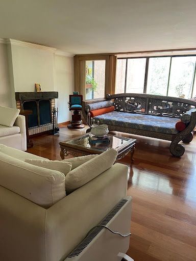 Apartamento en venta Cundinamarca Bogotá Los Rosales 167 m2 Habitaciones 2 Baños 3 Garajes 2 Precio $1300000000