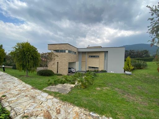 Casa en venta Cundinamarca La Calera La Calera 308 m2 Habitaciones 2 Baños 2 Garajes 6 Precio $1750000000