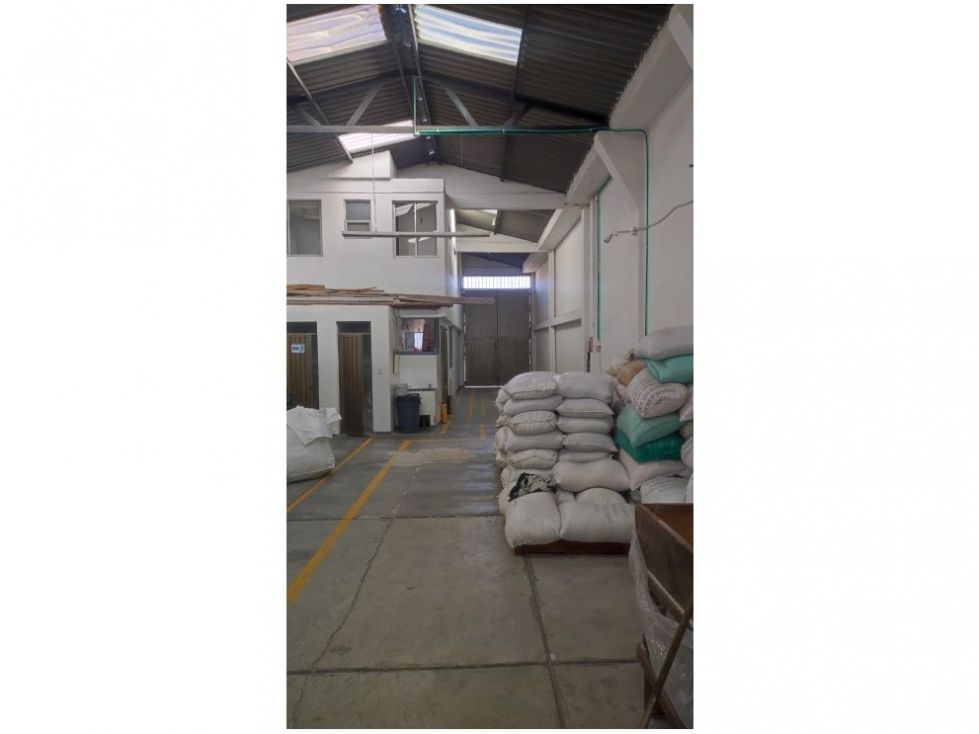 Bodega en venta Cundinamarca Bogotá Centro Fontibon 390 m2 Habitaciones 0 Baños 4 Garajes 0 Precio $1560000000