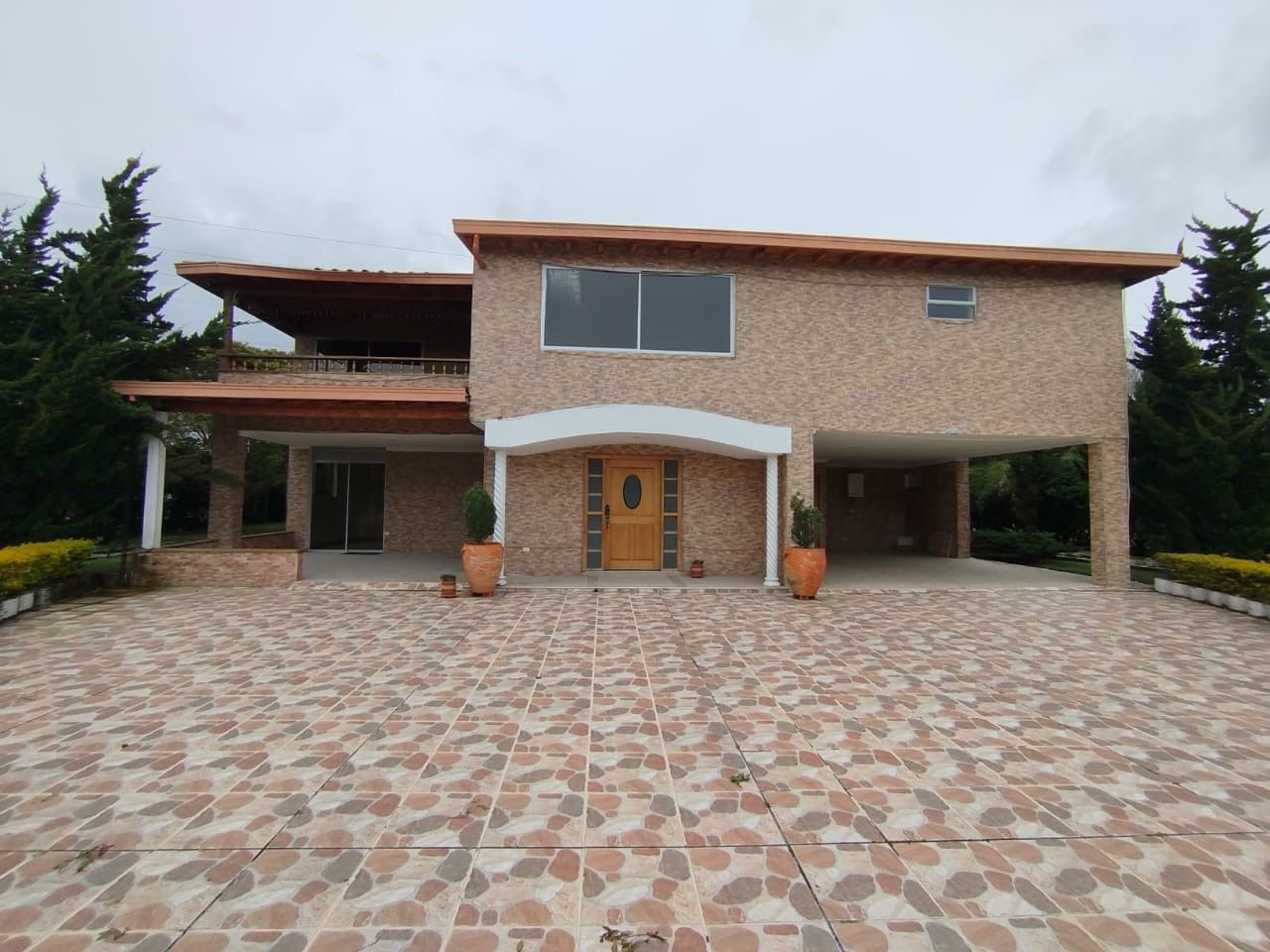 Casa Campestre en arriendo Antioquia Rionegro Rionegro 492 m2 Habitaciones 6 Baños 7 Garajes 4 Precio $17000000