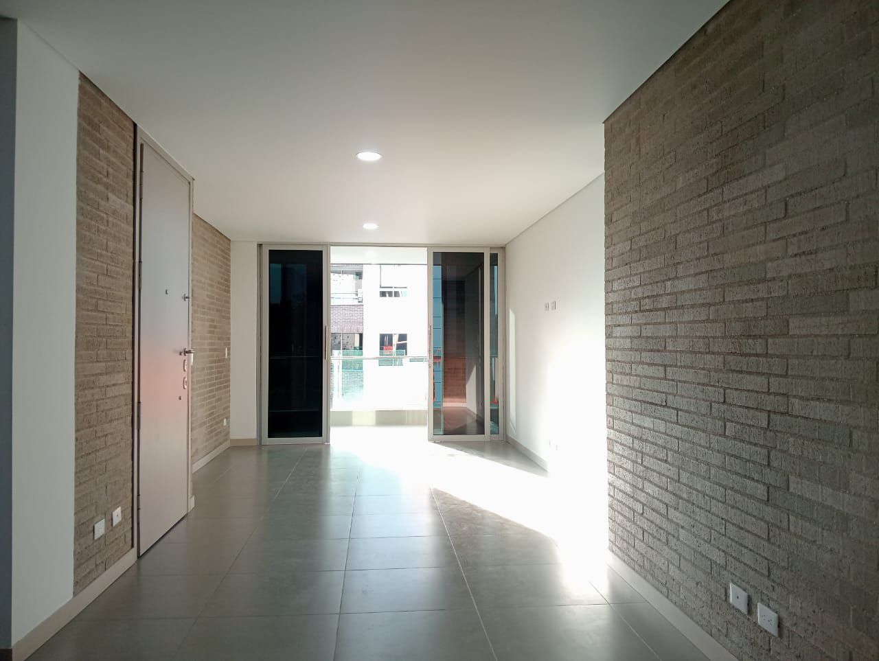 Apartamento en arriendo Antioquia Medellín El Velodromo 105 m2 Habitaciones 3 Baños 3 Garajes 1 Precio $4600000