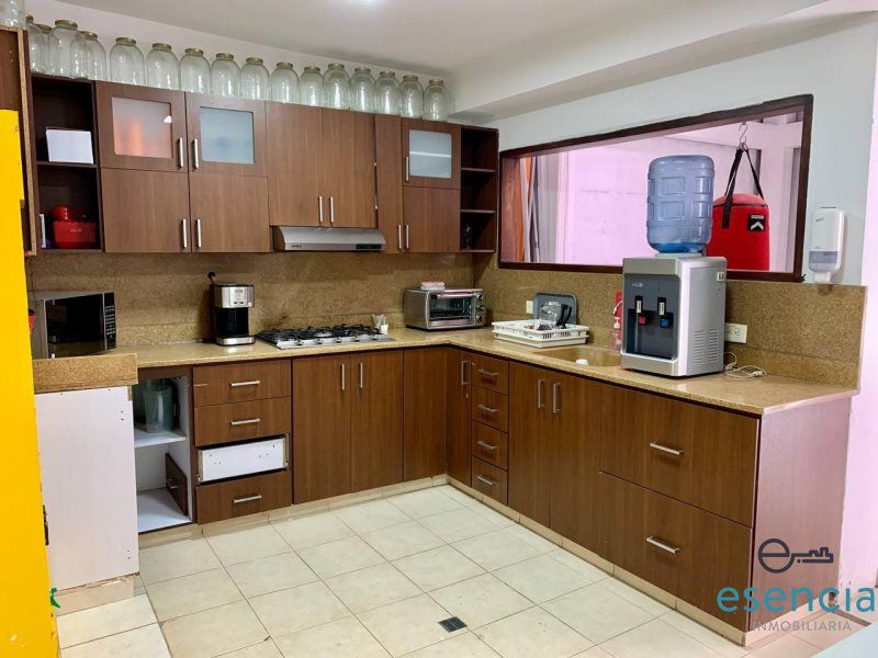 Casa en arriendo Antioquia Medellín Rosales 290 m2 Habitaciones 3 Baños 3 Garajes 0 Precio $9500000