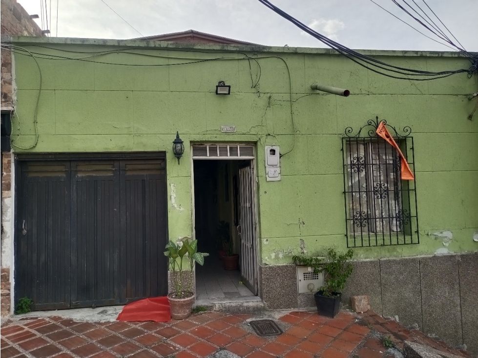 Casa en venta Antioquia Medellín Loreto 90 m2 Habitaciones 6 Baños 2 Garajes 0 Precio $460000000