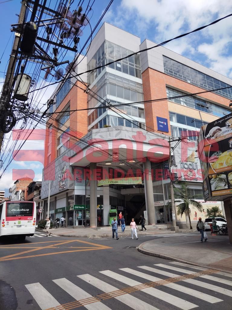 Local en arriendo Antioquia Itagüí Centro 12 m2 Habitaciones 0 Baños 0 Garajes 0 Precio $1300000