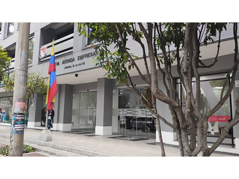 Oficina en arriendo Cundinamarca Bogotá San Patricio 76 m2 Habitaciones 0 Baños 0 Garajes 2 Precio $6050000