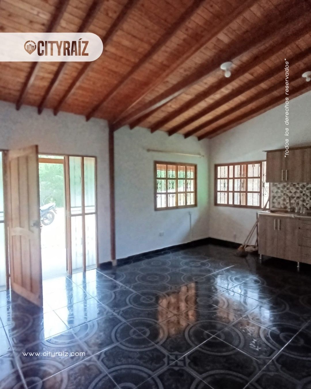 Finca en arriendo Antioquia Rionegro Rionegro 120 m2 Habitaciones 4 Baños 2 Garajes 4 Precio $2200000