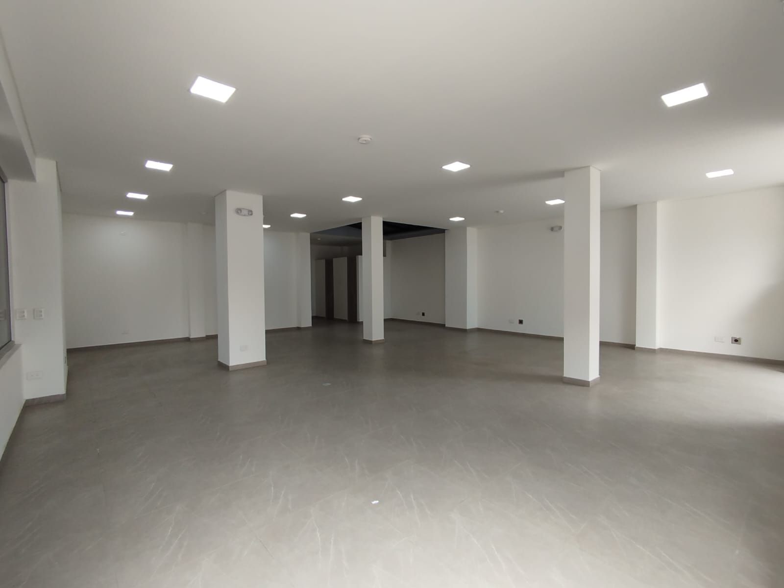 Bodega en arriendo Cundinamarca Bogotá Santa Cecilia 110 m2 Habitaciones 0 Baños 2 Garajes 0 Precio $5490000