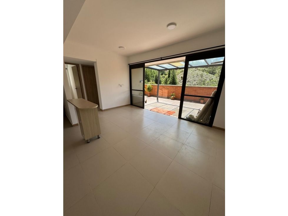 Apartamento en arriendo Antioquia Rionegro Cuatro Esquinas 90 m2 Habitaciones 3 Baños 2 Garajes 1 Precio $3200000