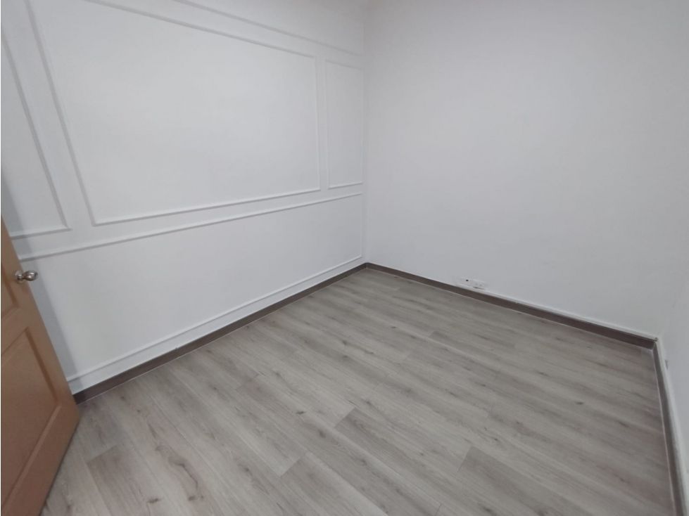 Oficina en arriendo Antioquia Medellín Laureles 10 m2 Habitaciones 0 Baños 0 Garajes 0 Precio $1600000