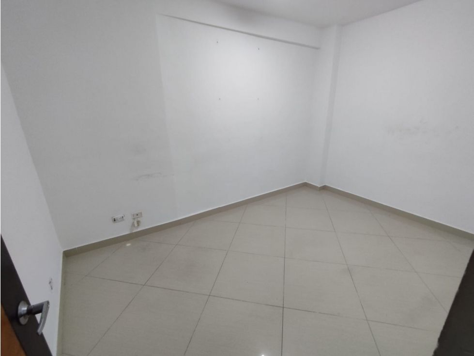 Oficina en arriendo Antioquia Medellín Lorena 10 m2 Habitaciones 0 Baños 0 Garajes 0 Precio $1300000