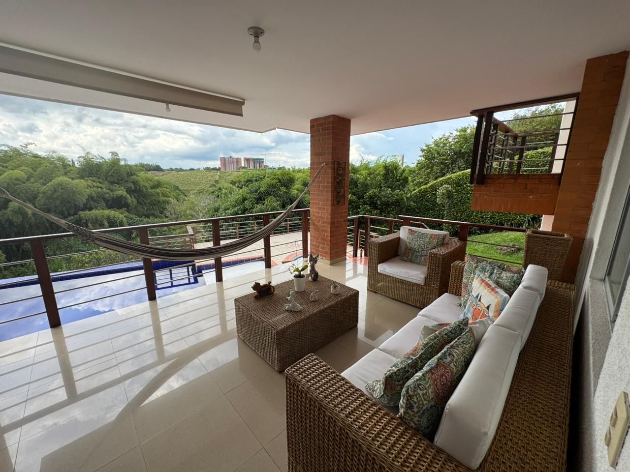 Casa Campestre en venta Risaralda Pereira Cerritos 330 m2 Habitaciones 4 Baños 4 Garajes 4 Precio $2300000000