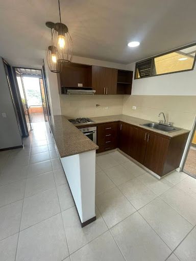 Apartaestudio en arriendo Antioquia Medellín Ferreni 75 m2 Habitaciones 1 Baños 1 Garajes 1 Precio $2550000