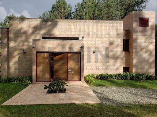 Casa en arriendo Antioquia El Retiro El Retiro 180 m2 Habitaciones 3 Baños 3 Garajes 3 Precio $8600000