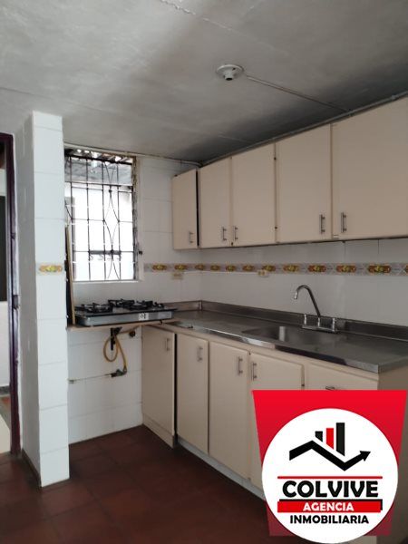 Casa en arriendo Antioquia Sabaneta Paso Ancho 80 m2 Habitaciones 4 Baños 2 Garajes 0 Precio $2000000