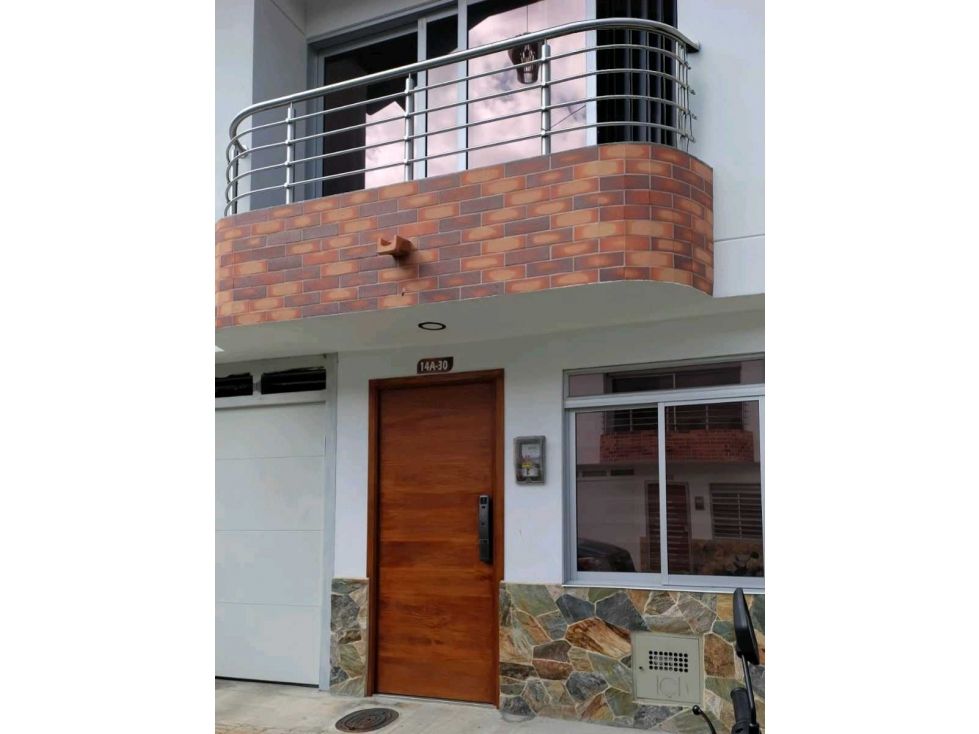 Casa en venta Antioquia La Ceja Centro 130 m2 Habitaciones 3 Baños 3 Garajes 1 Precio $700000000