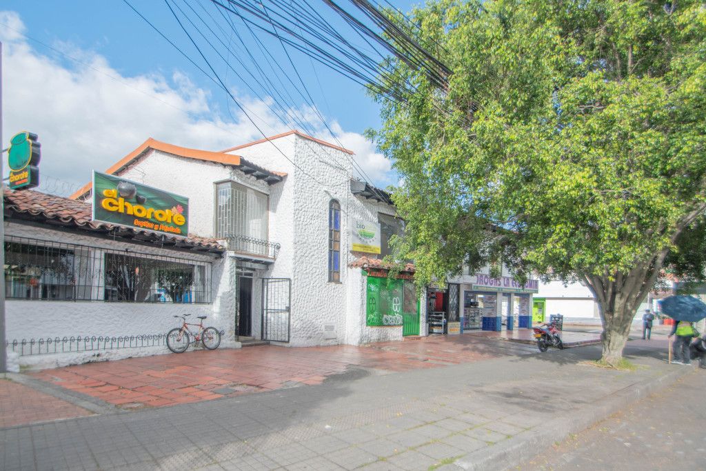 Casa en venta Cundinamarca Bogotá El Contador 639 m2 Habitaciones 11 Baños 8 Garajes 0 Precio $5000000000