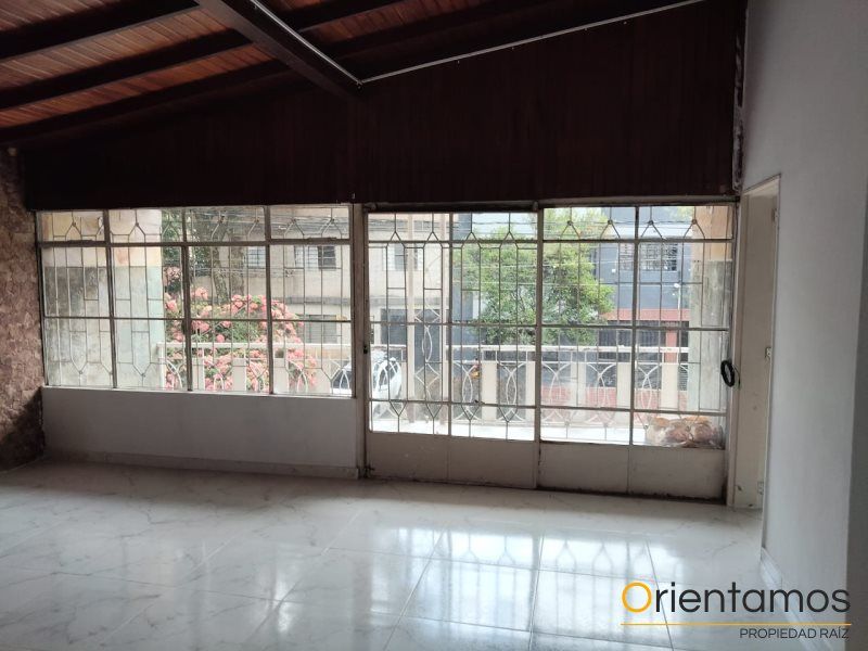 Casa en arriendo Antioquia Medellín Suramericana 180 m2 Habitaciones 5 Baños 4 Garajes 0 Precio $6500000