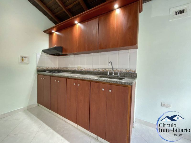 Apartamento en arriendo Antioquia Envigado Zona Centro 84 m2 Habitaciones 3 Baños 2 Garajes 1 Precio $2200000