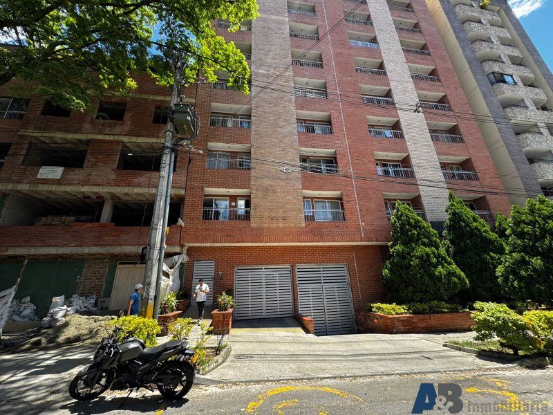 Apartamento en arriendo Antioquia Medellín Calasanz 60 m2 Habitaciones 3 Baños 2 Garajes 0 Precio $2500000