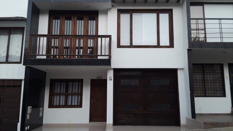 Casa en arriendo Antioquia Rionegro Belchite 220 m2 Habitaciones 5 Baños 3 Garajes 0 Precio $4350000