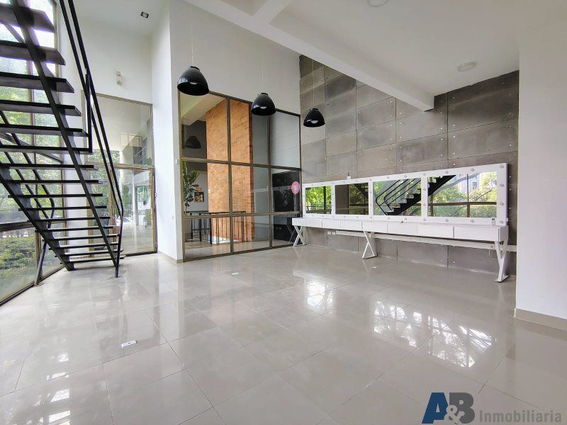 Local en arriendo Antioquia Medellín Las Lomas No1 86 m2 Habitaciones 0 Baños 2 Garajes 0 Precio $7200000