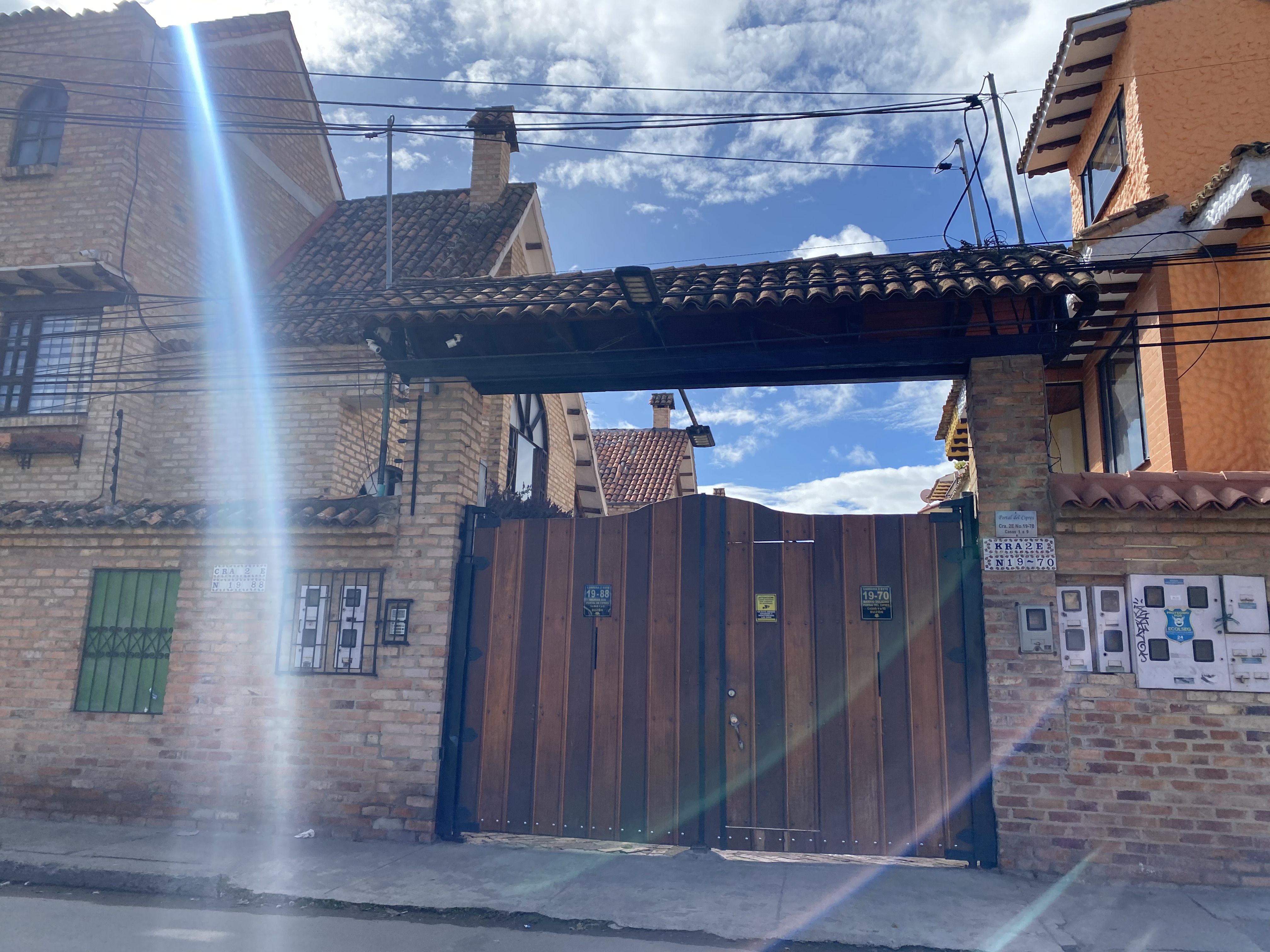 Casa en venta Cundinamarca Chía Cr Portal De Los Cipres 130 m2 Habitaciones 3 Baños 4 Garajes 2 Precio $650000000