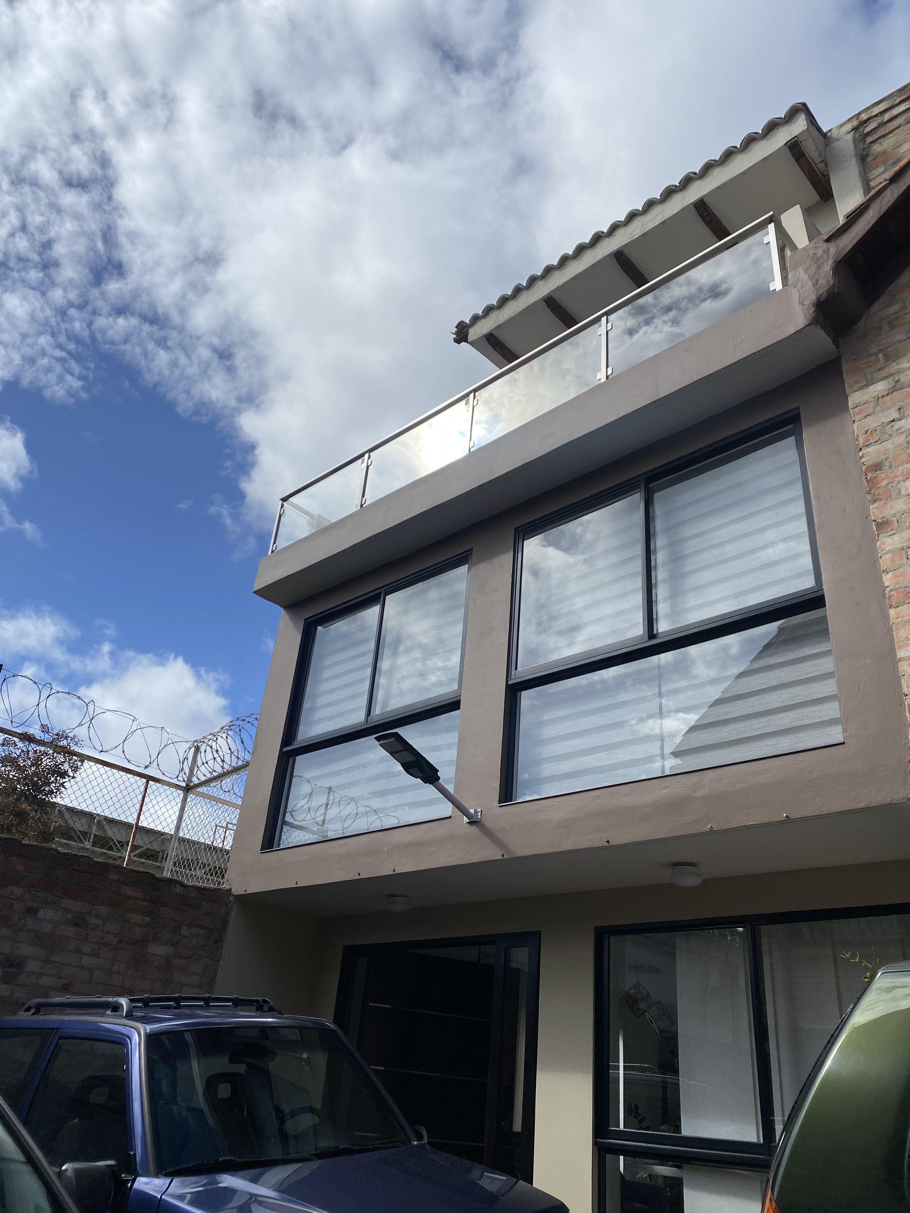 Casa en venta Cundinamarca Chía Cr Portal De Los Cipres 130 m2 Habitaciones 3 Baños 4 Garajes 2 Precio $650000000