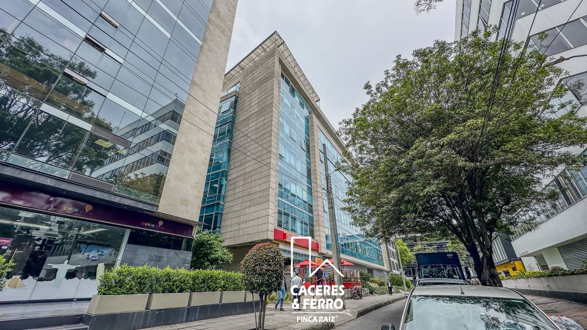 Oficina en arriendo Cundinamarca Bogotá Santa Ines 83 m2 Habitaciones 0 Baños 1 Garajes 2 Precio $8000000