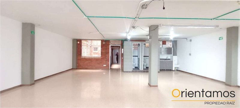 Local en arriendo Antioquia Medellín Belen 95 m2 Habitaciones 0 Baños 2 Garajes 0 Precio $2960000