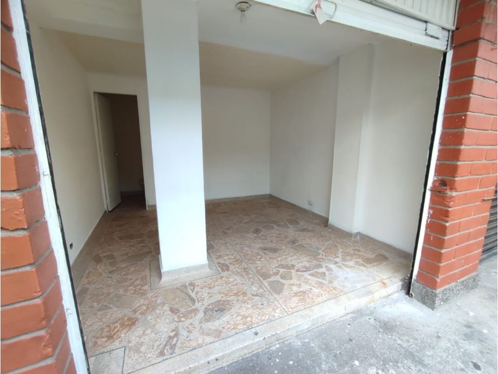 Local en arriendo Antioquia Medellín Urbanizacion Altos De Pilarica 20 m2 Habitaciones 0 Baños 1 Garajes 0 Precio $1000000