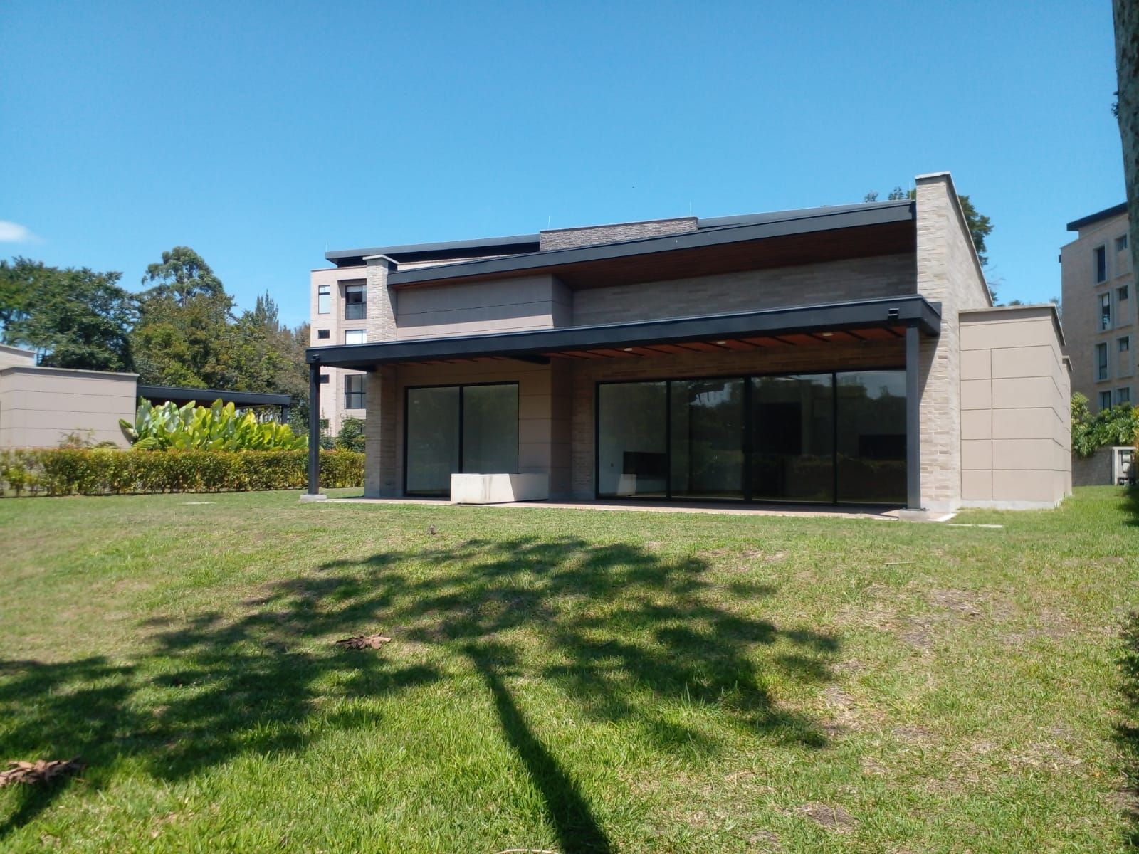 Casa en arriendo Antioquia Rionegro El Porvenir 328 m2 Habitaciones 4 Baños 4 Garajes 0 Precio $12500000