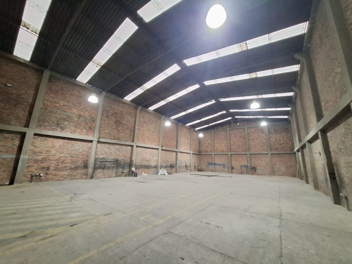 Bodega en arriendo Cundinamarca Bogotá Giralda 540 m2 Habitaciones 0 Baños 1 Garajes 0 Precio $14000000