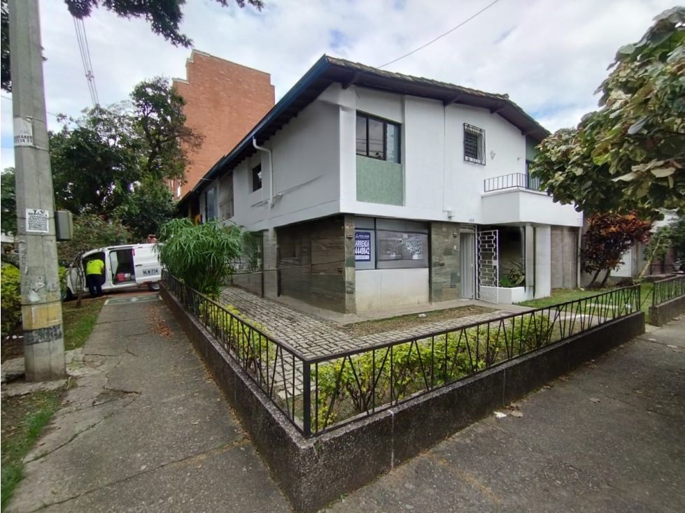 Casa en arriendo Antioquia Medellín Suramericana 390 m2 Habitaciones 14 Baños 4 Garajes 1 Precio $11000000