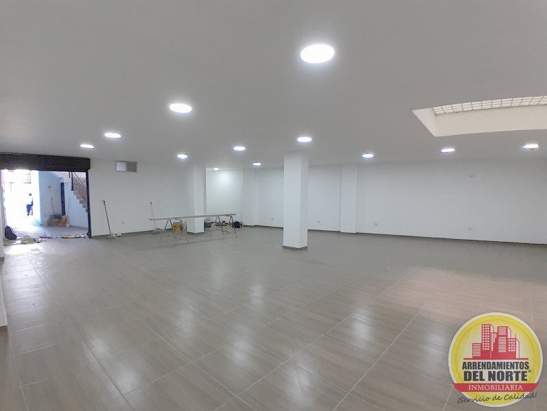 Local en venta Antioquia Copacabana Simon Bolivar Sb centro 140 m2 Habitaciones 0 Baños 1 Garajes 0 Precio $390000000