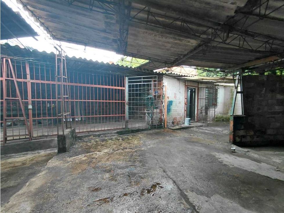 Bodega en arriendo Antioquia Medellín Medellín 270 m2 Habitaciones 0 Baños 1 Garajes 0 Precio $3800000