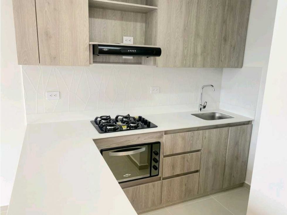 Apartamento en venta Antioquia Itagüí Zona Industrial 1 70 m2 Habitaciones 3 Baños 2 Garajes 1 Precio $560000000