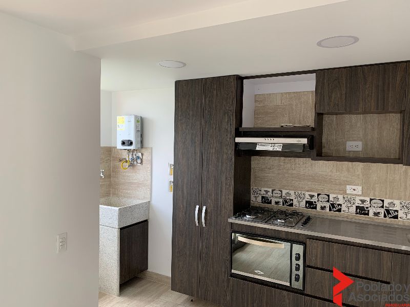 Apartamento en arriendo Antioquia Sabaneta Los Alcázares 62 m2 Habitaciones 2 Baños 2 Garajes 1 Precio $2000000