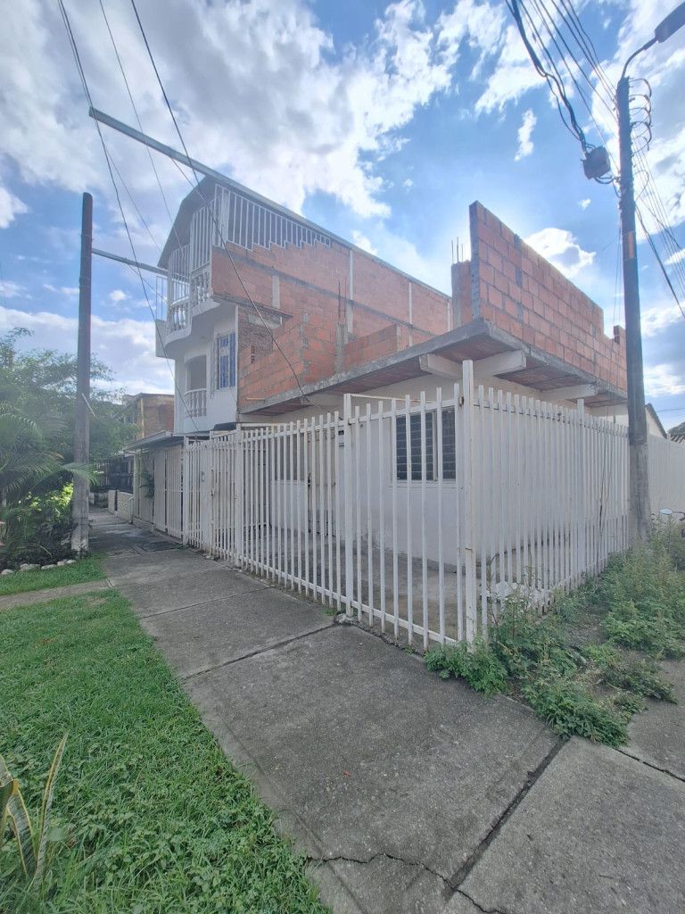 Casa en venta Valle Del Cauca Palmira Harold Eder 68 m2 Habitaciones 4 Baños 1 Garajes 0 Precio $125000000