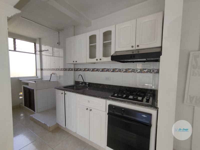 Apartamento en arriendo Antioquia Medellín Calasanz Parte Alta 60 m2 Habitaciones 3 Baños 2 Garajes 1 Precio $2000000
