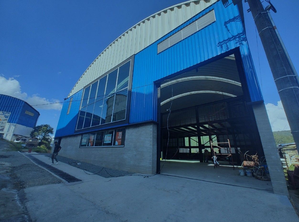 Bodega en venta Antioquia Guarne Punto Mayor 250 m2 Habitaciones 0 Baños 2 Garajes 6 Precio $5500000000